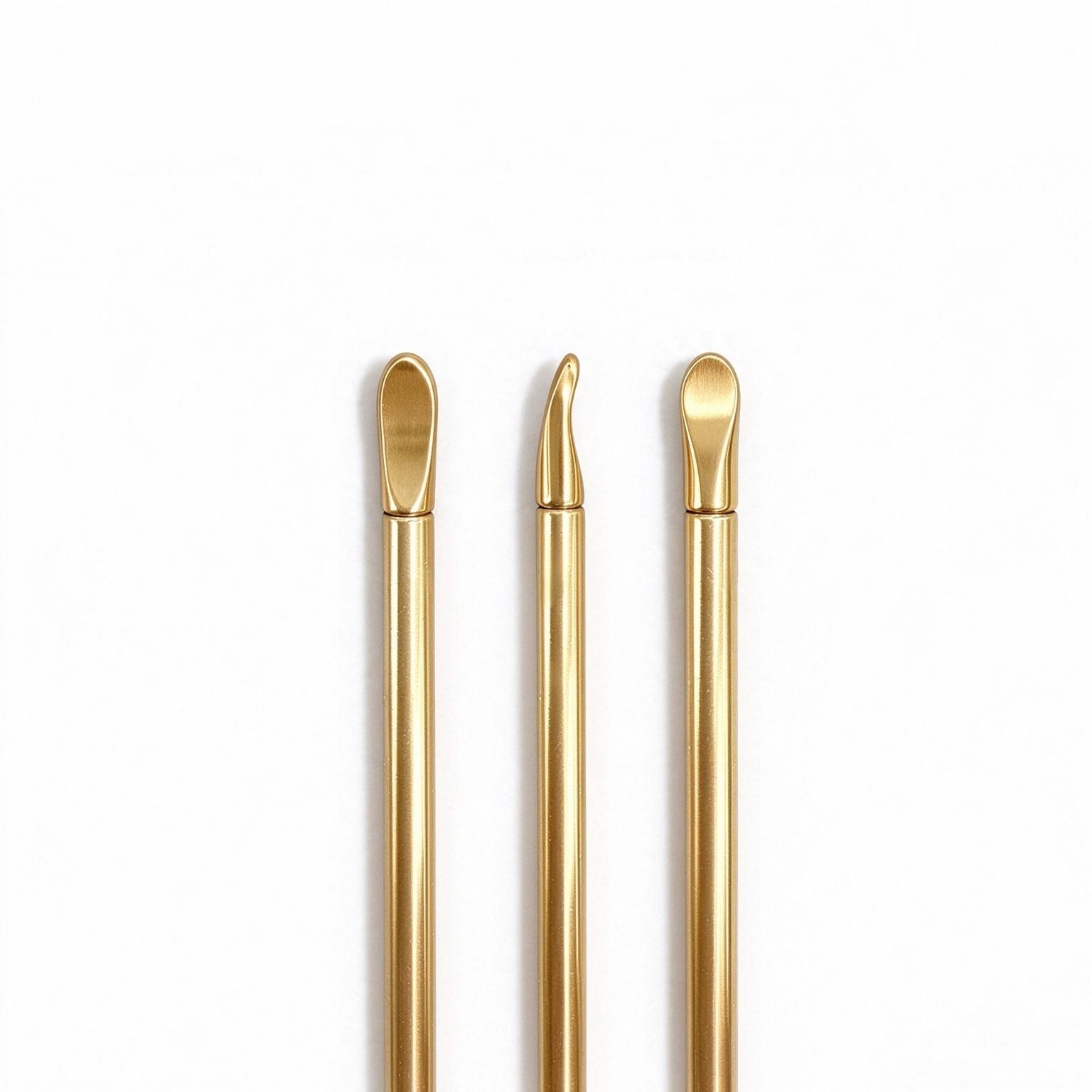 Lip Gloss Wand with Applicator Tip
